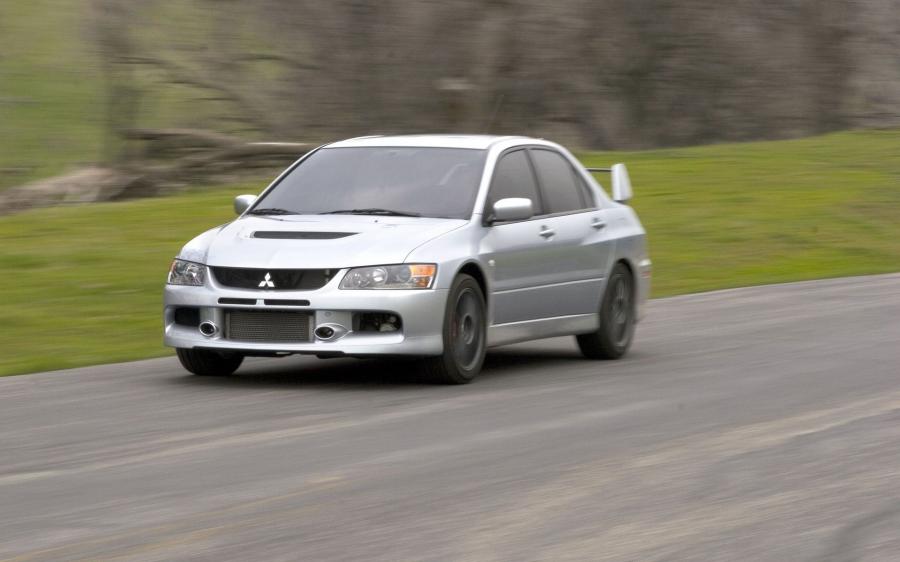  Mitsubishi Lancer Evolution IX MR 2007 года  (фото 56 из 129)